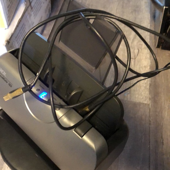 Great item Xerox documate 162 scanner - Picture 6 of 11